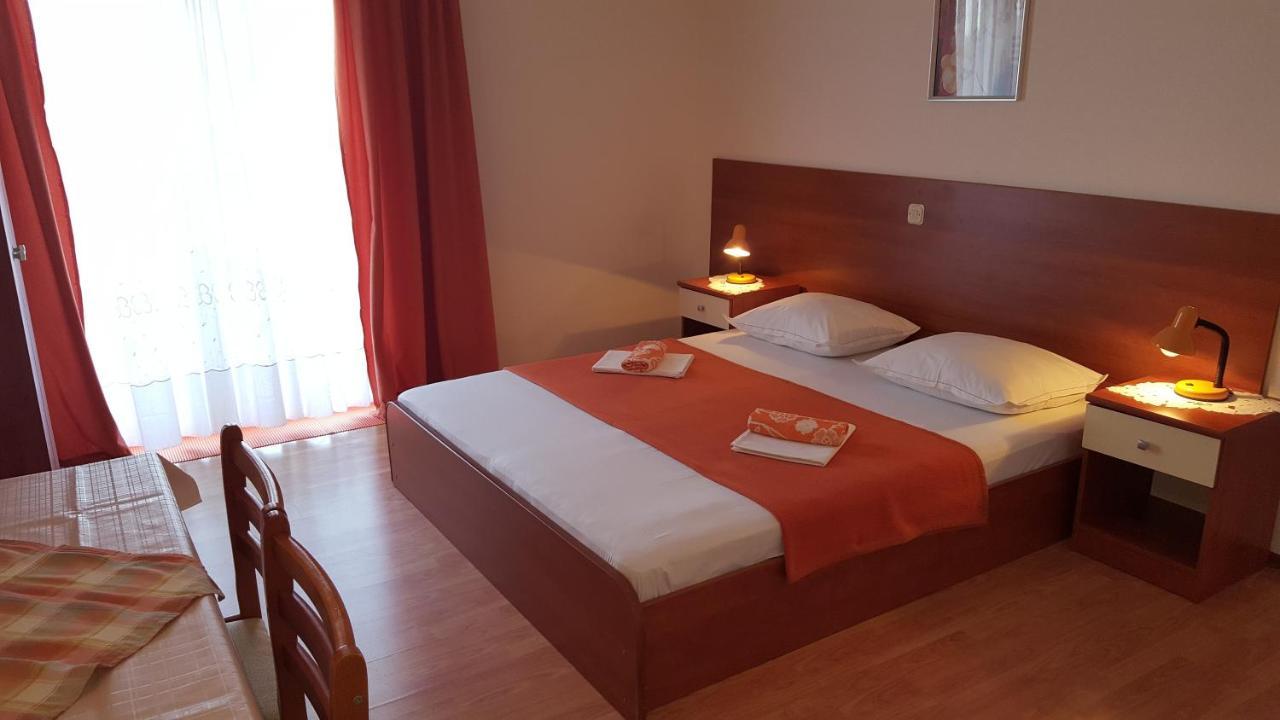 Apartments With A Parking Space Gradac, Makarska - 11332 Exterior photo