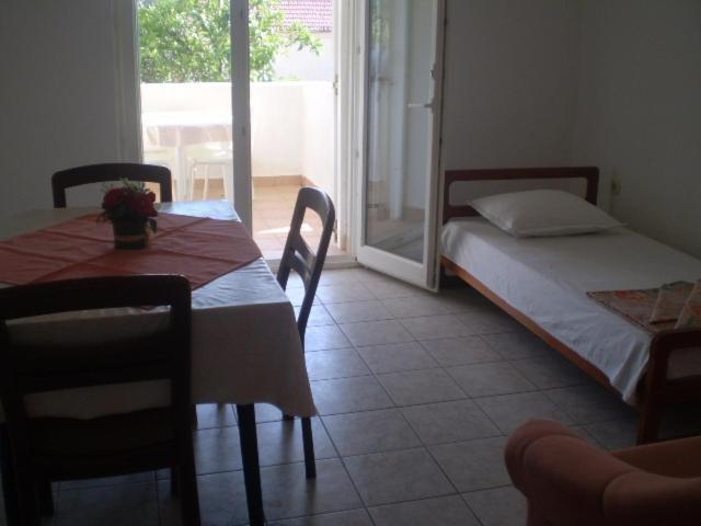 Apartments With A Parking Space Gradac, Makarska - 11332 Room photo