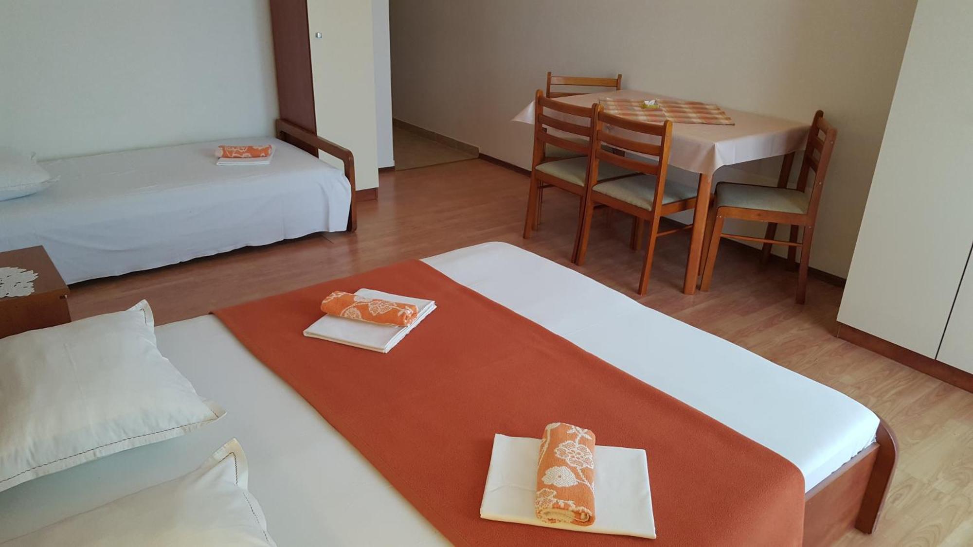 Apartments With A Parking Space Gradac, Makarska - 11332 Gradac  Room photo